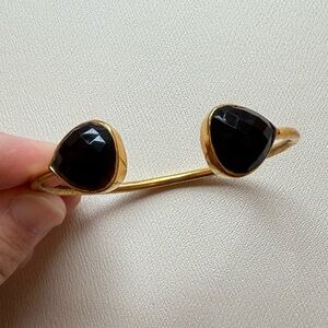 Margaret Elizabeth Black Teardrop Stone Bangle